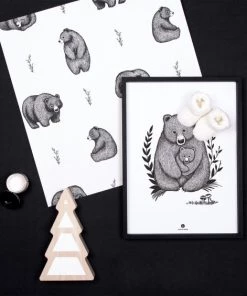 Lilipinso Décoration Murale Enfant Affiche Avec Cadre Ours En Bois Noir -Décoration murale enfant Soldes affiche avec cadre ours en bois noir 2