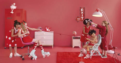 Maisons Du Monde Décoration Murale Enfant Panneau Mural En Métal Rouge 49x81 4 Maisons Du Monde Décoration Murale Enfant Panneau Mural En Métal Rouge 49x81 – Image 4