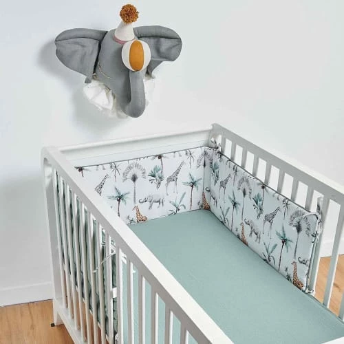 Sevira Kids Décoration Murale Enfant Trophée En Peluche Éléphant 2 Sevira Kids Décoration Murale Enfant Trophée En Peluche Éléphant – Image 2