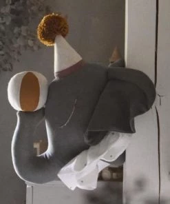 Sevira Kids Décoration Murale Enfant Trophée En Peluche Éléphant 9 Sevira Kids Décoration Murale Enfant Trophée En Peluche Éléphant -Décoration murale enfant Soldes trophee en peluche elephant 15